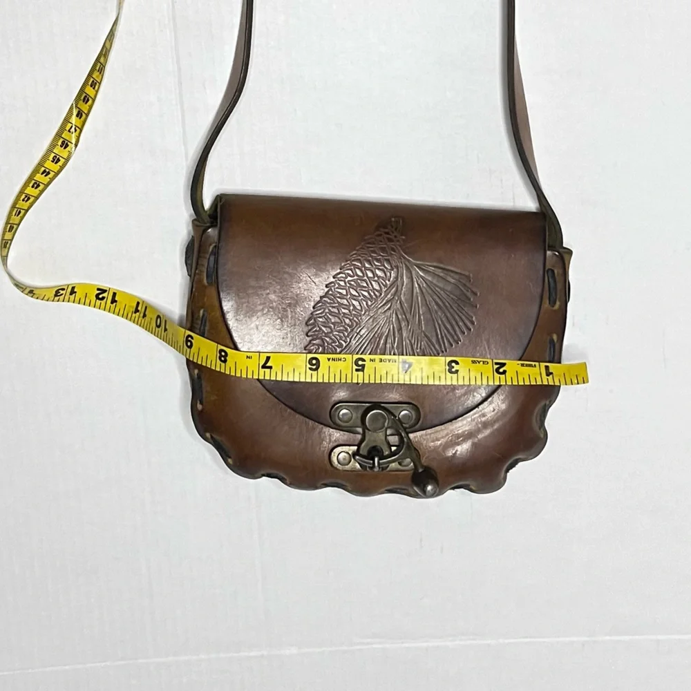 Vintage Tooled Leather Structured Crossbody Bag - Picture 13 of 15